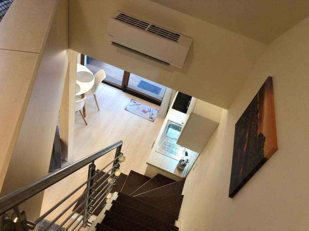 Beachfront Studio Apartman Aparthotel Balatonfůzfő Екстериор снимка